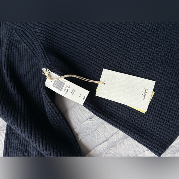 Wilfred Rebecca Turtleneck Aritzia BRAND NEW Admiral - Picture 7 of 7